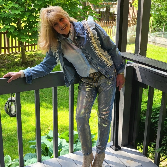 Meet your Posher, Sandie - Picture 5 of 9